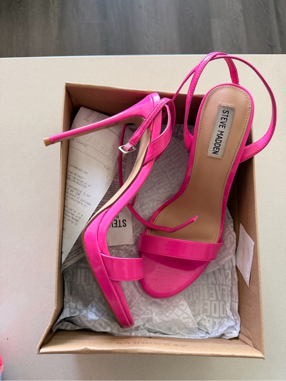 Steve Madden Wafer Fuchsia Patent Strappy Stiletto Heels Size 9.5 NIB